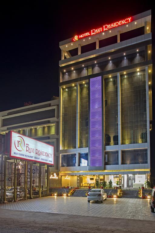 Hotel Ravi Residency à Morbi Extérieur photo